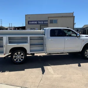 8 FOOT MID HEIGHT SERVICE BODY