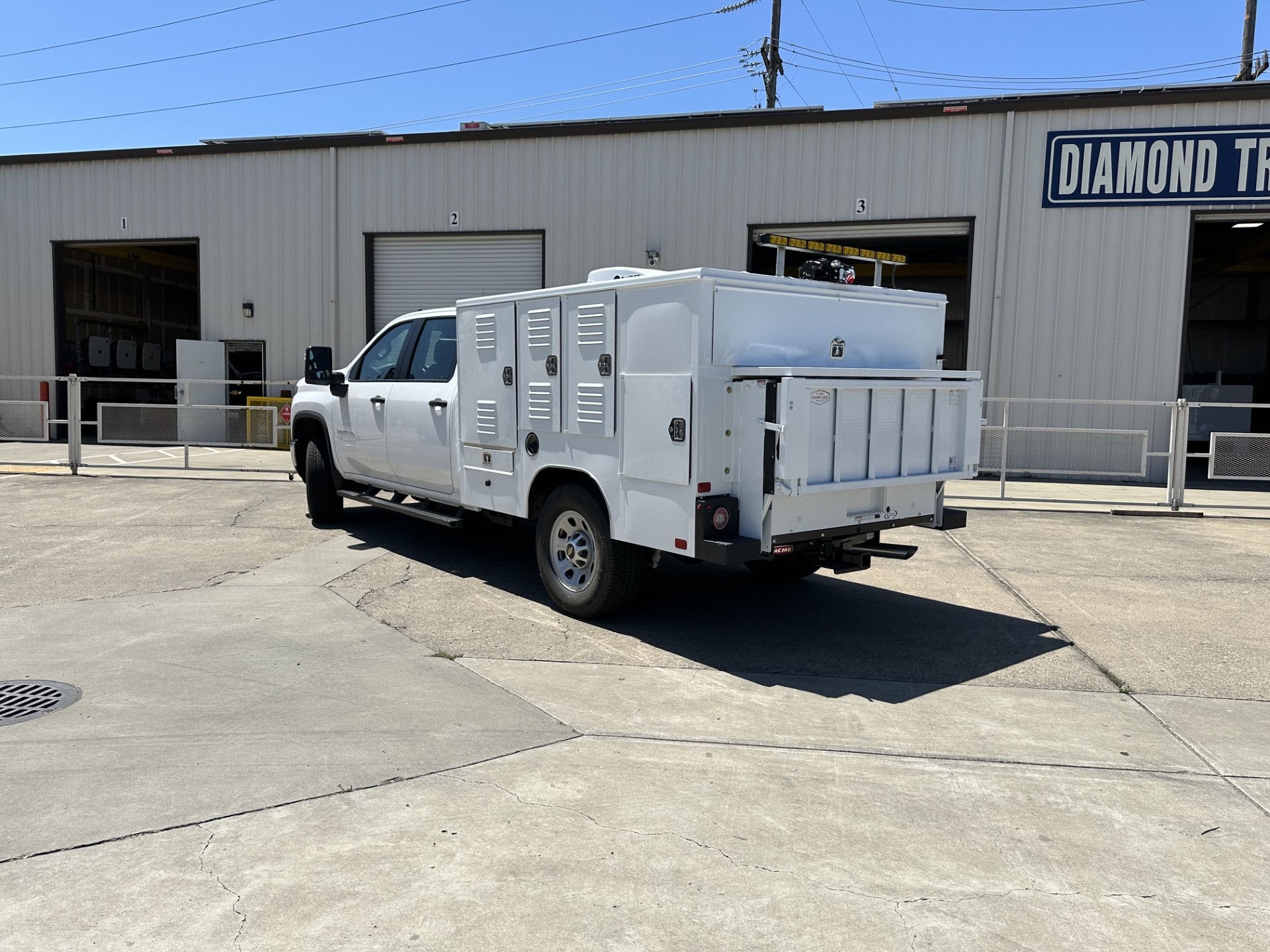 animal control transport truck on Chevy 3500 chassis